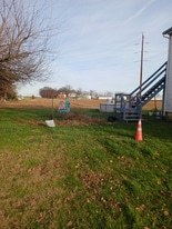 35 Hartman Bridge Rd in Lancaster, PA - Building Photo