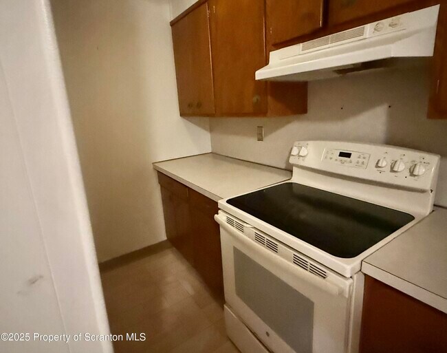 89 Belmont St in Carbondale, PA - Building Photo - Building Photo