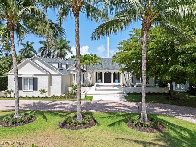 2700 Treasure Ln