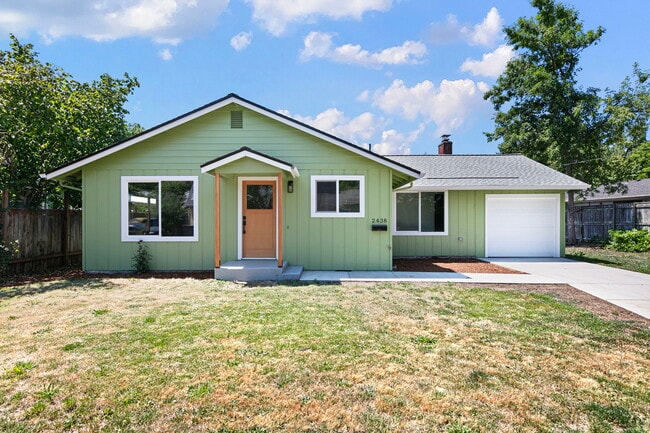 2438 Potter St in Eugene, OR - Building Photo - Building Photo