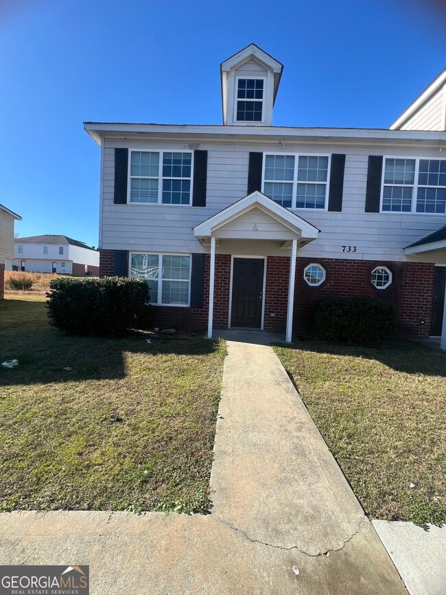 property at 733 Wheel House Ln