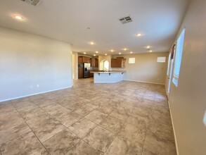 7330 Aspire Ct in Las Vegas, NV - Building Photo - Building Photo