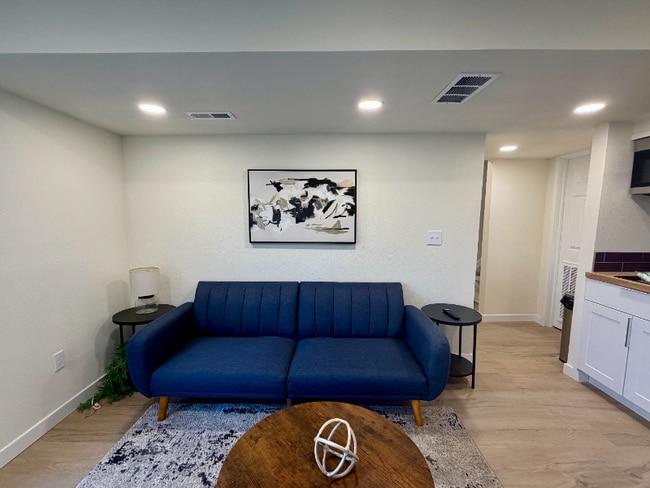 6431 Binder Dr in Colorado Springs, CO - Foto de edificio - Building Photo