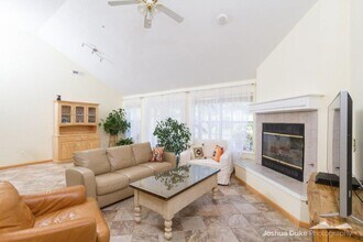 1618 N Jordan Ln in Fayetteville, AR - Building Photo - Building Photo