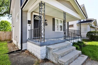 825 Reinhard Ave in Columbus, OH - Building Photo - Building Photo