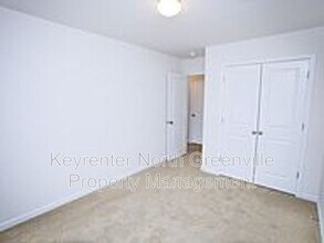 36 Moorlyn Ln in Greer, SC - Building Photo - Building Photo