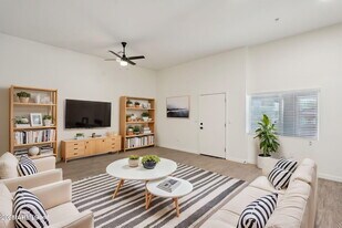 3031 W Northern Ave in Phoenix, AZ - Building Photo