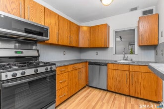 5 Talcott Forest Rd in Farmington, CT - Building Photo - Building Photo