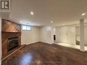 17 Ottawa Crescent in Guelph, ON - Building Photo - Building Photo