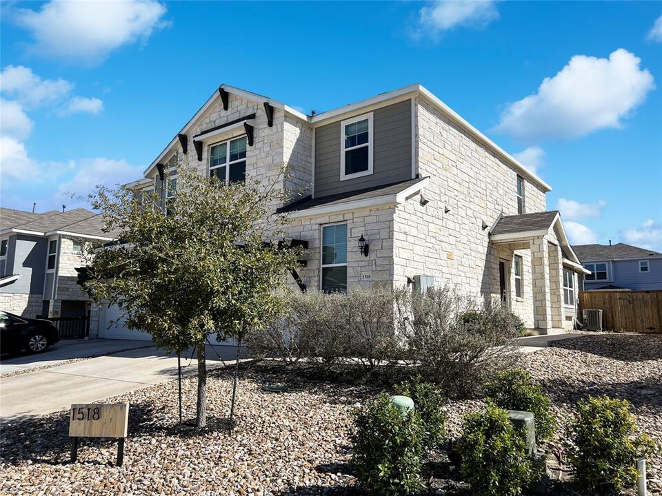 1518 Honaker Wy in Leander, TX - Building Photo