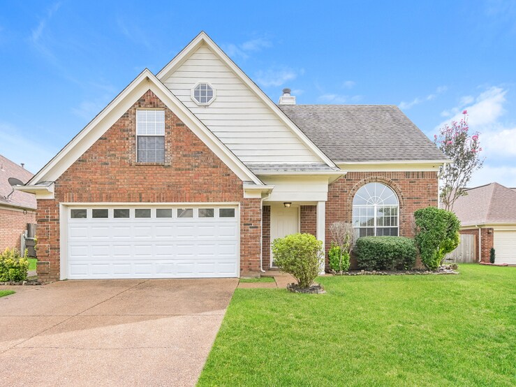 2815 Fletcher View Dr in Cordova, TN - Building Photo