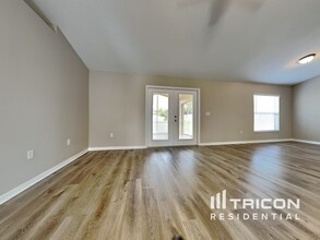 13001 Fish Cove Dr in Spring Hill, FL - Building Photo - Building Photo