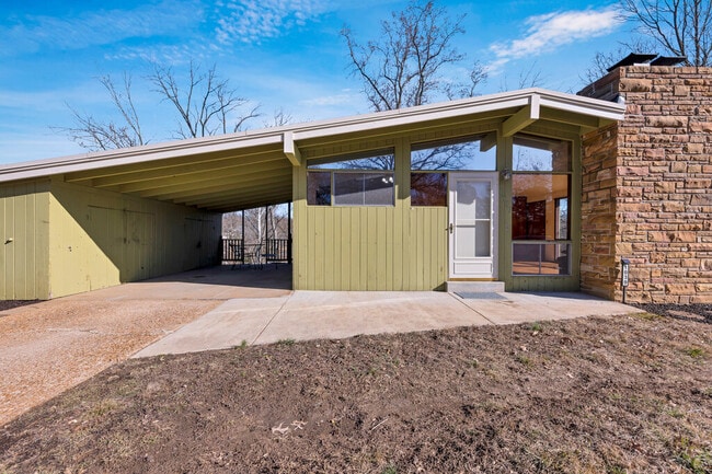 property at 1039 Coffey Ct