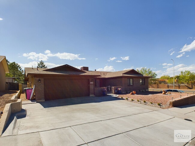 property at 2200 Brillante St