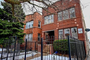 5527 W Potomac Ave in Chicago, IL - Building Photo
