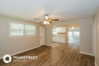 4710 Herta Rd in Jacksonville, FL - Building Photo - Building Photo