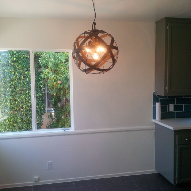 property at 809 N Las Palmas Ave