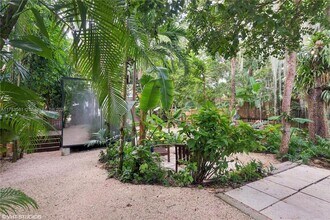 3794 Irvington Ave in Miami, FL - Building Photo - Building Photo