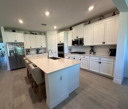 4330 SE 15th Ave in Ocala, FL - Building Photo - Building Photo