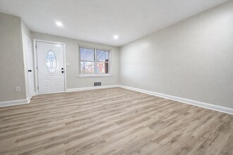 7962 Kavanagh Rd in Dundalk, MD - Building Photo - Building Photo