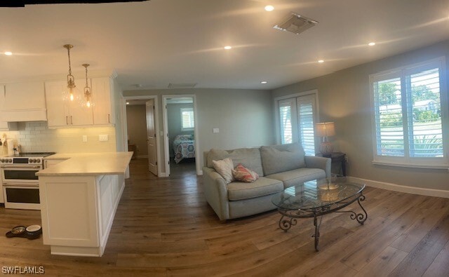 property at 6306 St Andrews Cir S