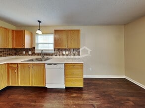 5452 Wood Hollow Dr in Indianapolis, IN - Building Photo - Building Photo