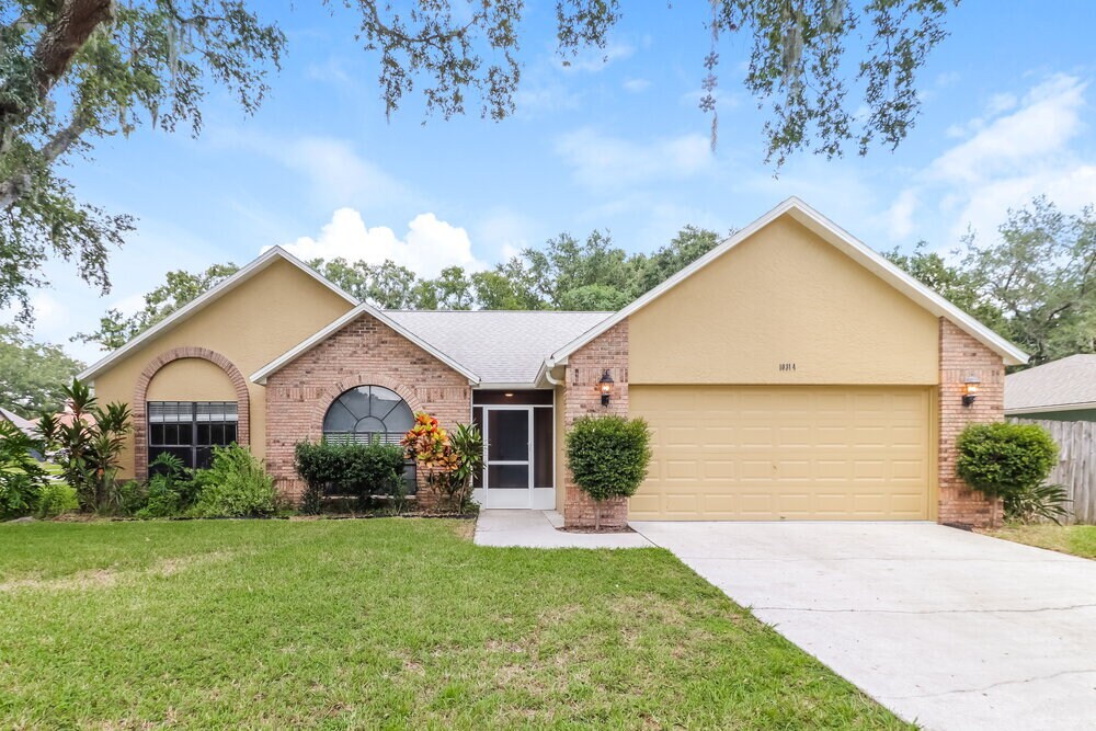 10314 Ashley Oaks Dr in Riverview, FL - Building Photo