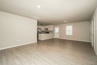 13719 Bucket Way in San Antonio, TX - Building Photo - Building Photo