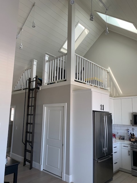 176 Winthrop Shore Dr, Unit 2