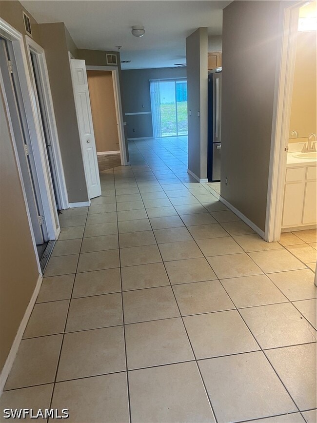 5214 25th St SW in Lehigh Acres, FL - Building Photo - Building Photo