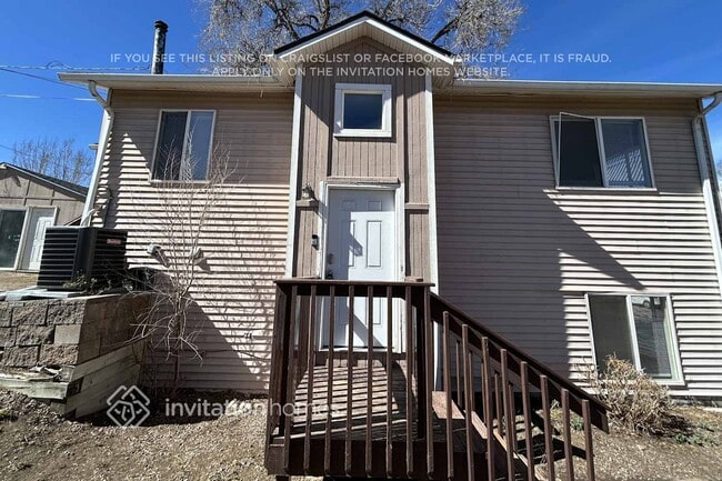 property at 1850 W Mosier Pl