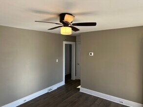 421 Gossett St in Winston-Salem, NC - Building Photo - Building Photo