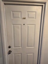 19131 Lahser Rd in Detroit, MI - Building Photo - Building Photo