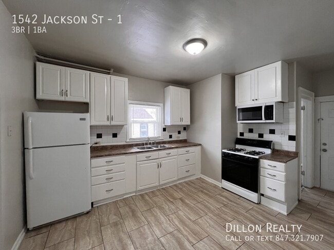 property at 1542 Jackson St