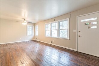 149 Meadow Park Ln SW in Atlanta, GA - Building Photo - Building Photo