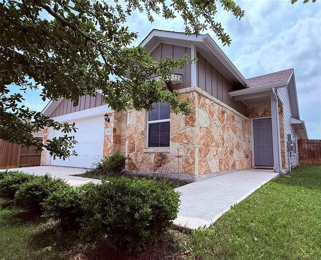property at 120 Trailside Ln