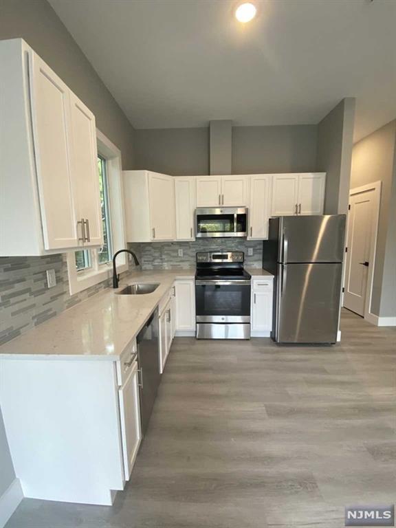 1311 Inwood Ter, Unit #2 in Fort Lee, NJ - Building Photo - Building Photo