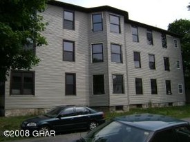 565 N Laurel St Apartments