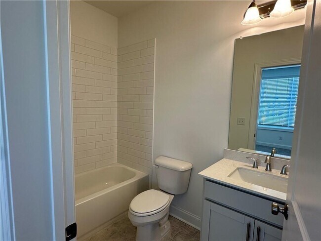 1116 Larkin Dr in Buford, GA - Building Photo - Building Photo