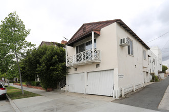 156 S Reeves Dr in Beverly Hills, CA - Building Photo - Building Photo