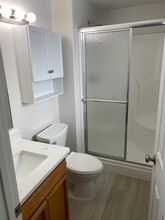 7912 Quadra Dr in Pasco, WA - Foto de edificio - Building Photo