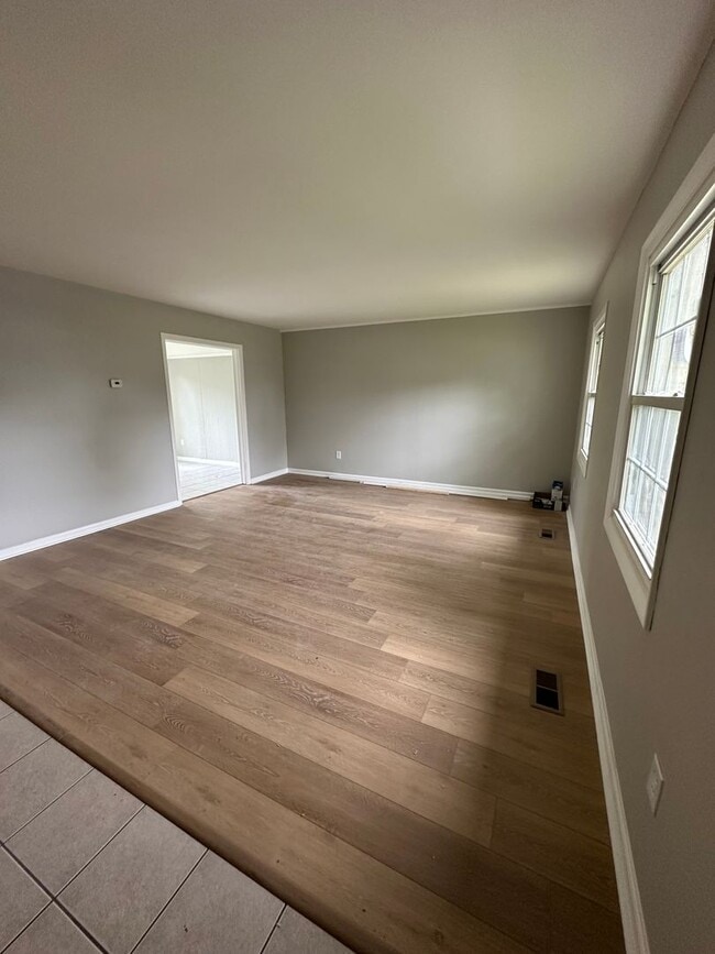 35 Medford Ln in Willingboro, NJ - Building Photo - Building Photo
