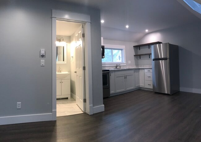 24 Garden St, Unit #3 in Potsdam, NY - Building Photo - Building Photo