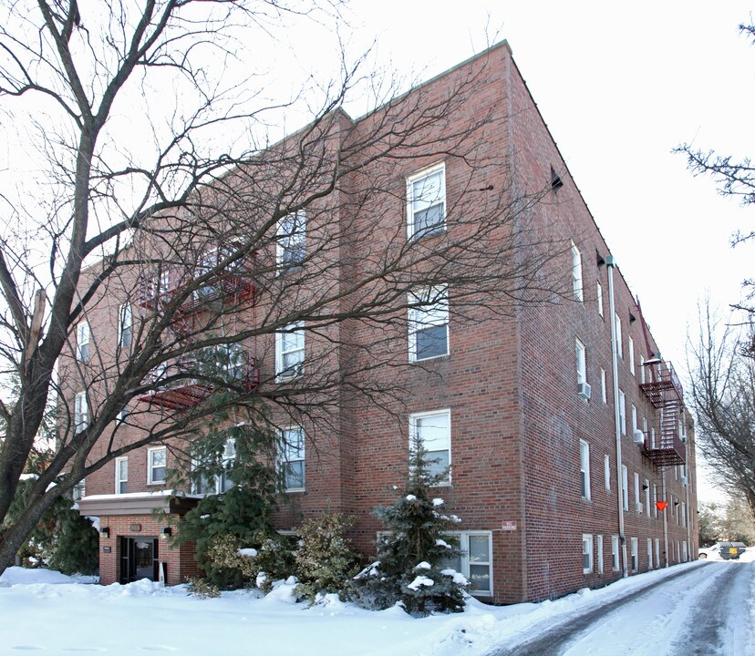 920 N Broad St in Elizabeth, NJ - Building Photo