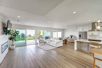 27438 Elmbridge Dr in Rancho Palos Verdes, CA - Building Photo - Building Photo