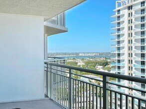 3000 N Ocean Dr, Unit 16B in Riviera Beach, FL - Building Photo - Building Photo