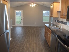 2400 Walden Ln in Manhattan, KS - Building Photo - Building Photo