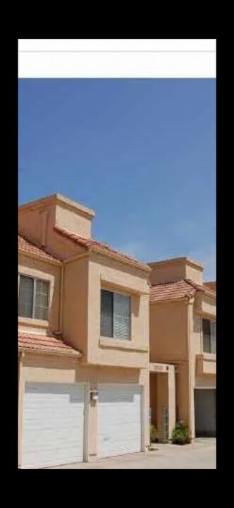 12058 Calle De Montana in El Cajon, CA - Building Photo