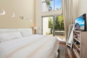 221 Jefferson Ave, Unit Ilona in Miami Beach, FL - Foto de edificio - Building Photo