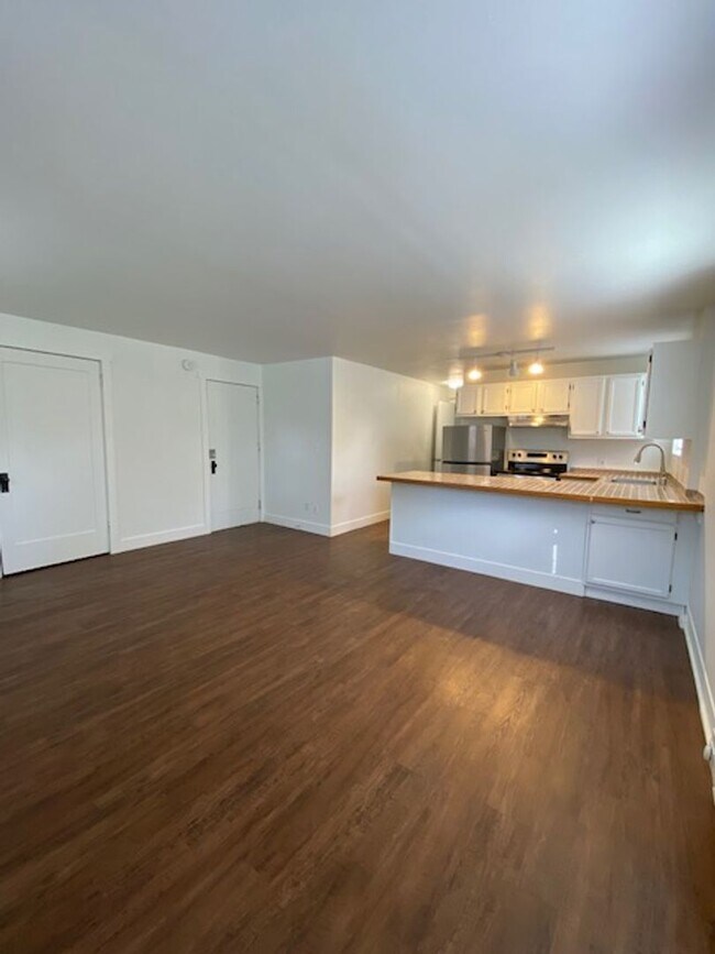 Baird Apartments in Seattle, WA - Building Photo - Building Photo